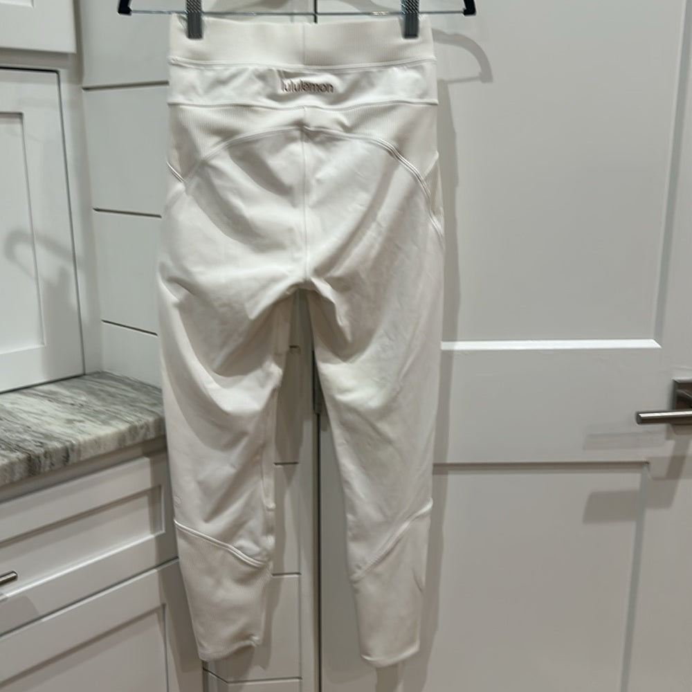 (6218) LULULEMON New Ambition Super High-Rise Tight 28" WAIST=12.5" *FLAW