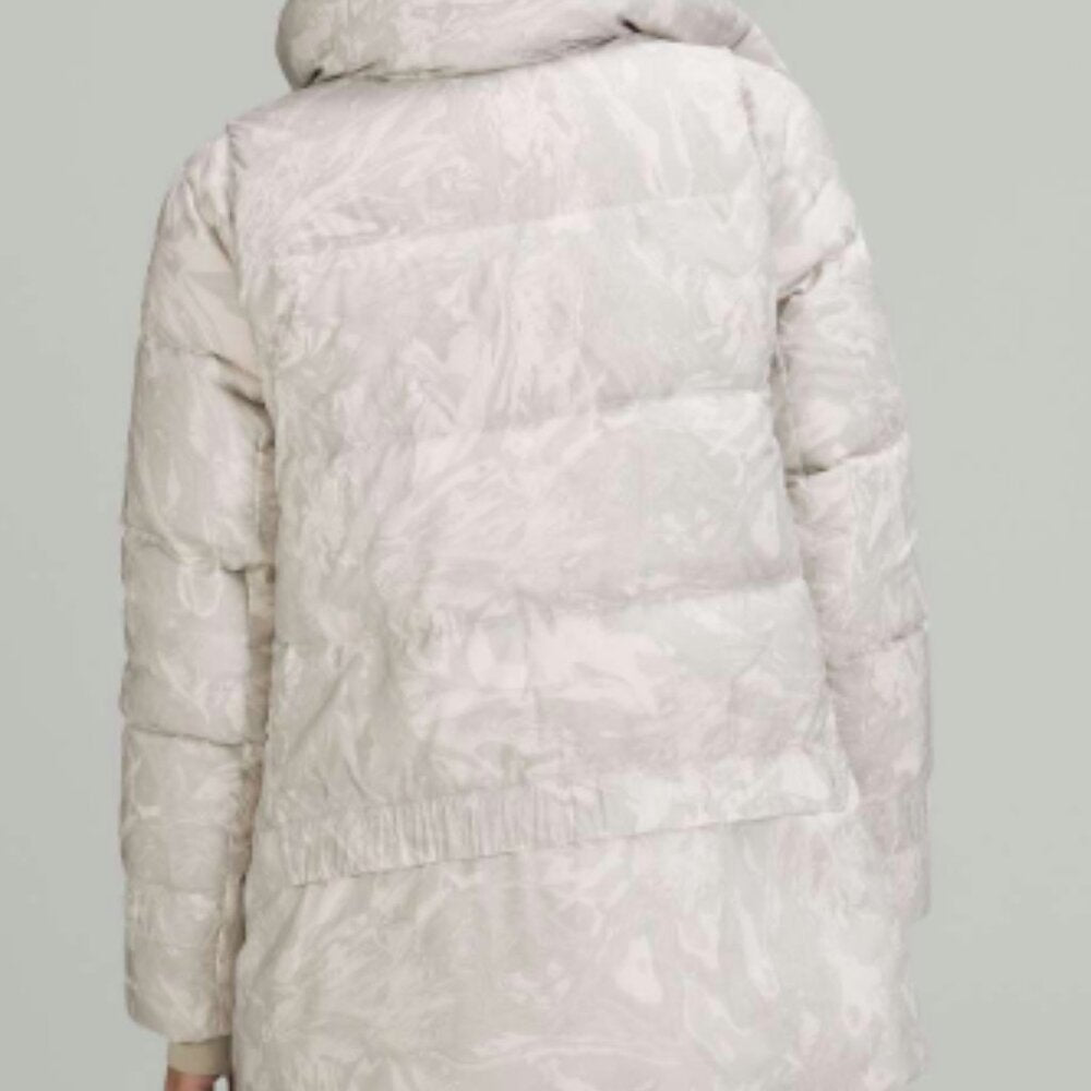 Lululemon Goose Down Jacket Size 2 – Oversized Fit Warm Winter Coat