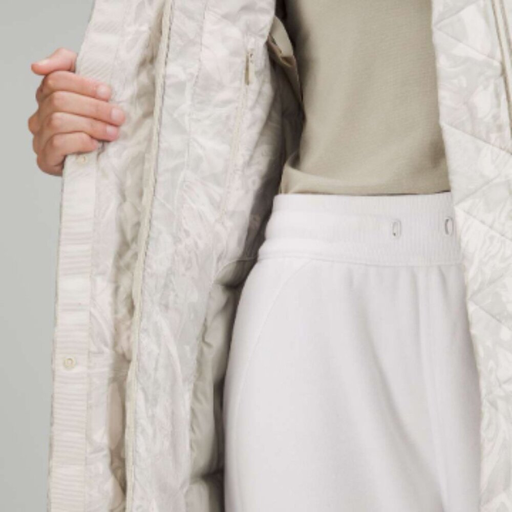 Lululemon Goose Down Jacket Size 2 – Oversized Fit Warm Winter Coat