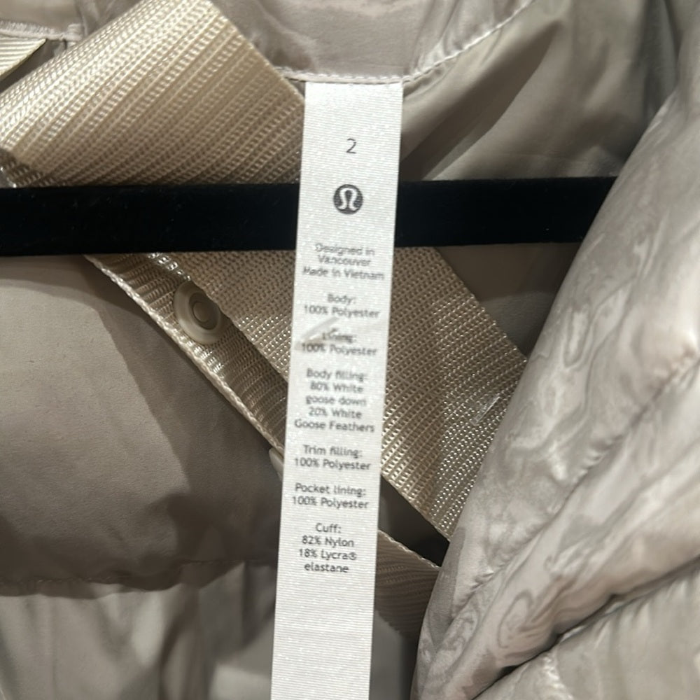 Lululemon Goose Down Jacket Size 2 – Oversized Fit Warm Winter Coat