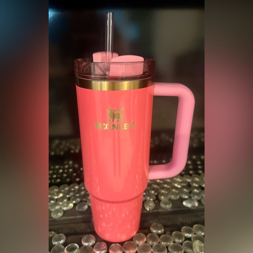 STANLEY THE QUENCHER H2.0 FLOWSTATE™ TUMBLER | 30 OZ in PINK PARADE (SOLD OUT)