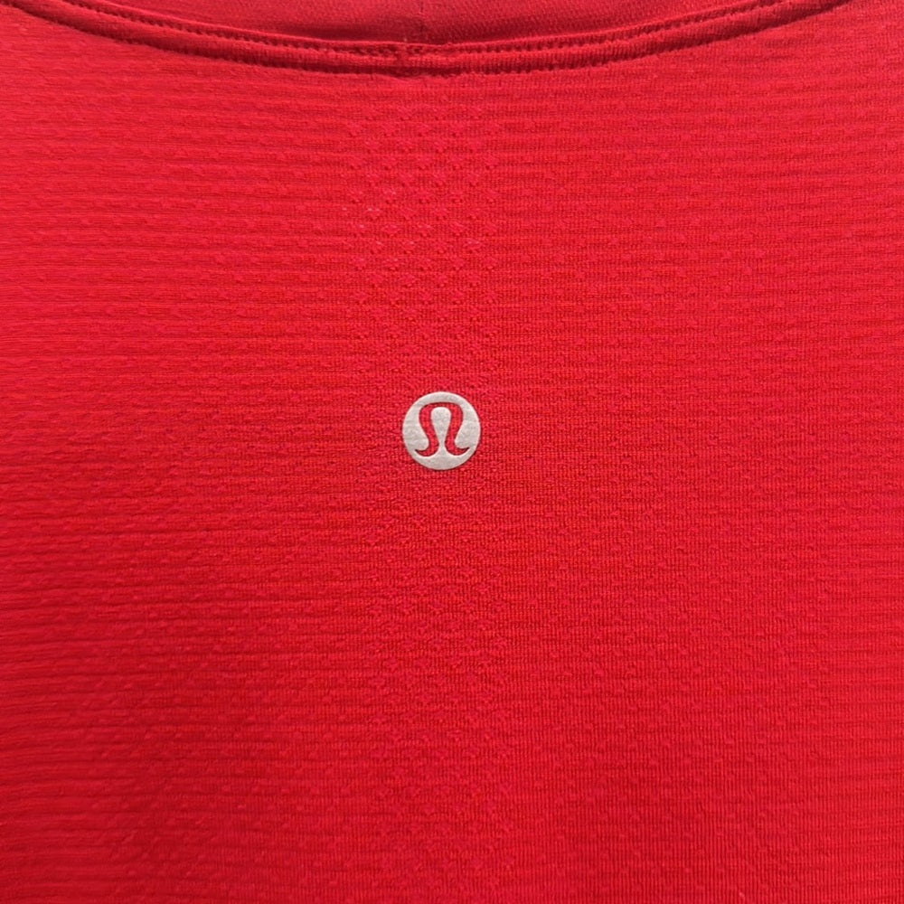 (6233)  🍋 LULULEMON RUN: Swiftly Tech Short Sleeve Crew Sz 18 **LOVED