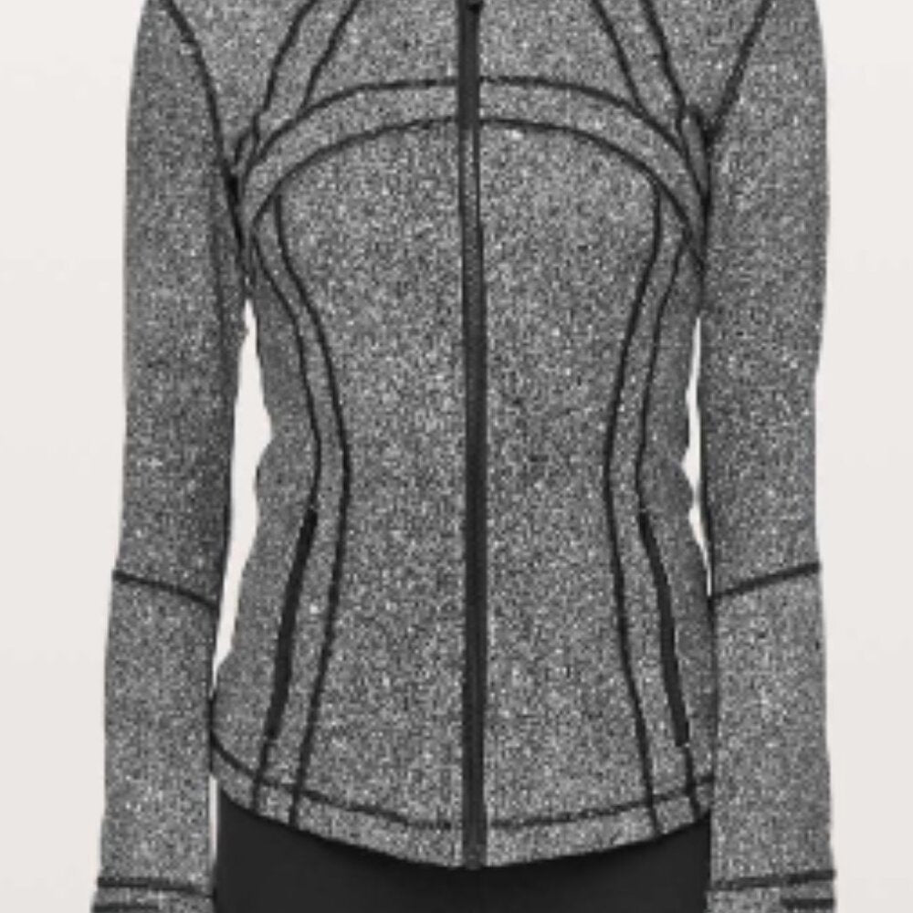 (6237) LULULEMON Define Jacket Sz 4 EUC Luminesce Splatter White Black