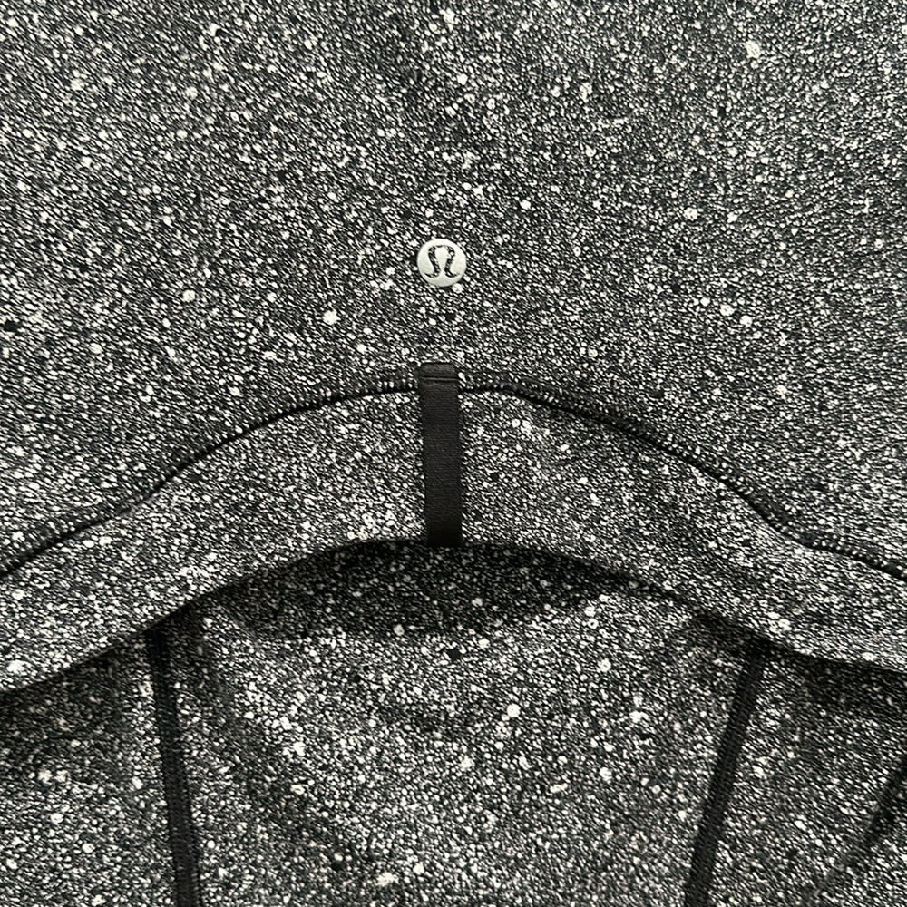 (6237) LULULEMON Define Jacket Sz 4 EUC Luminesce Splatter White Black