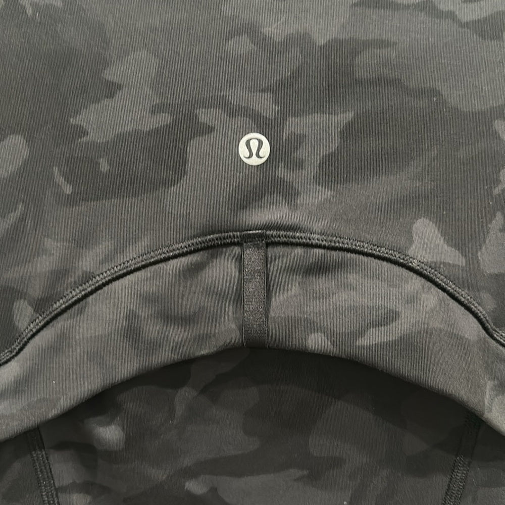 (6242) LULULEMON Define Jacket Sz 8 *EUC Incognito Camo Multi Grey