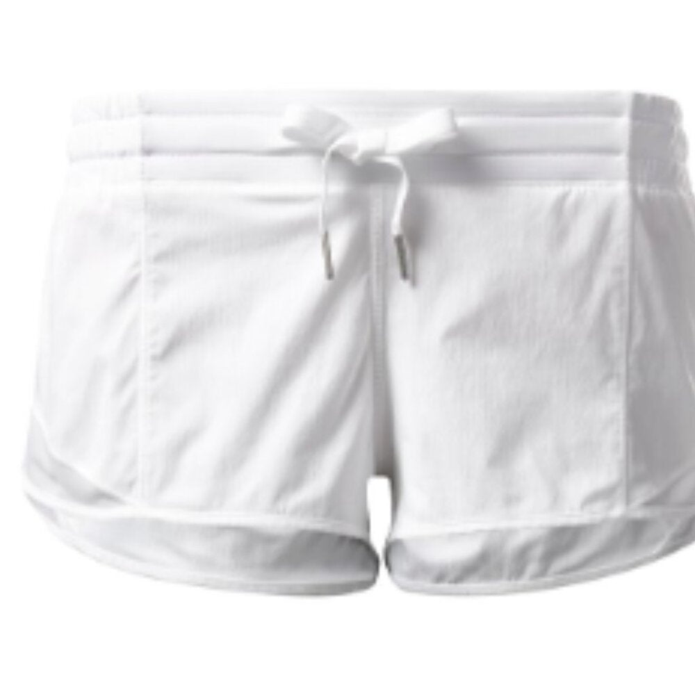 (6254) LULULEMON Hotty Hot Short (2 1/2" ) White in Sz 10 *Loved
