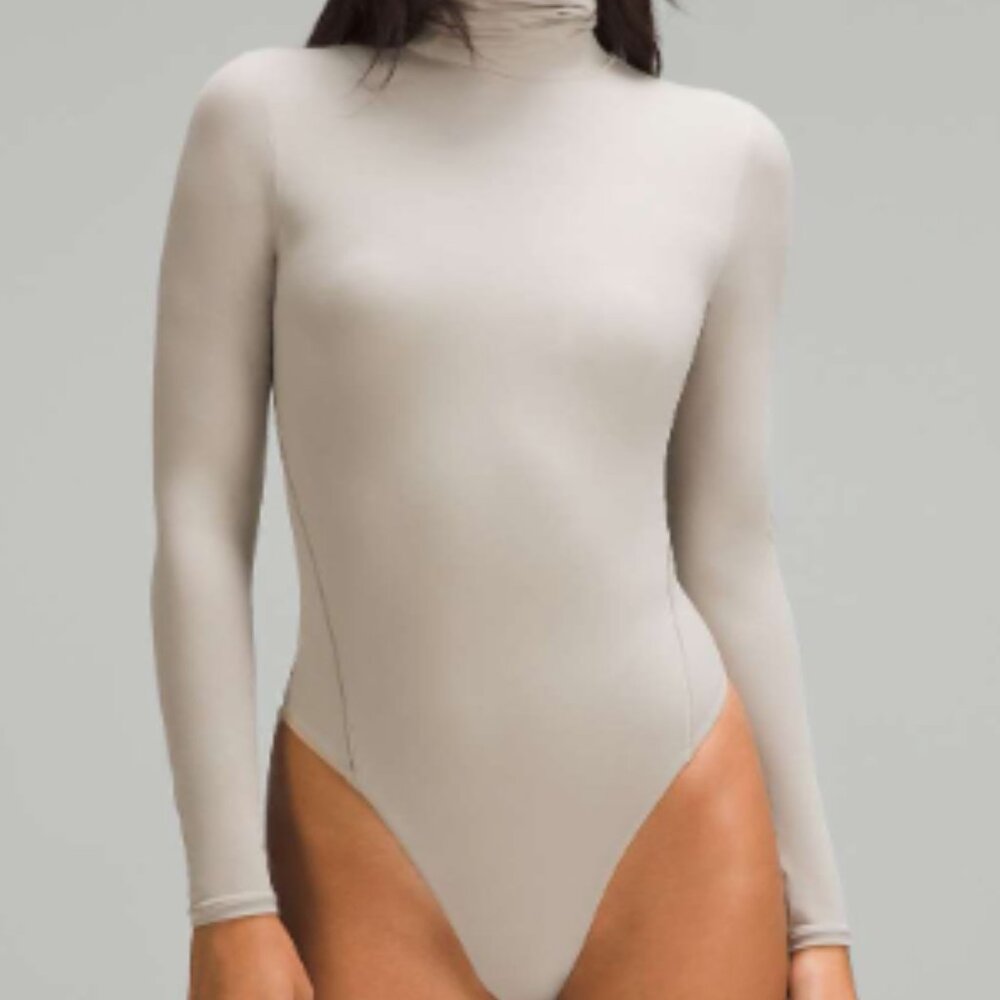 (6263) Wundermost Ultra-Soft Nulu Turtleneck Bodysuit in SMALL