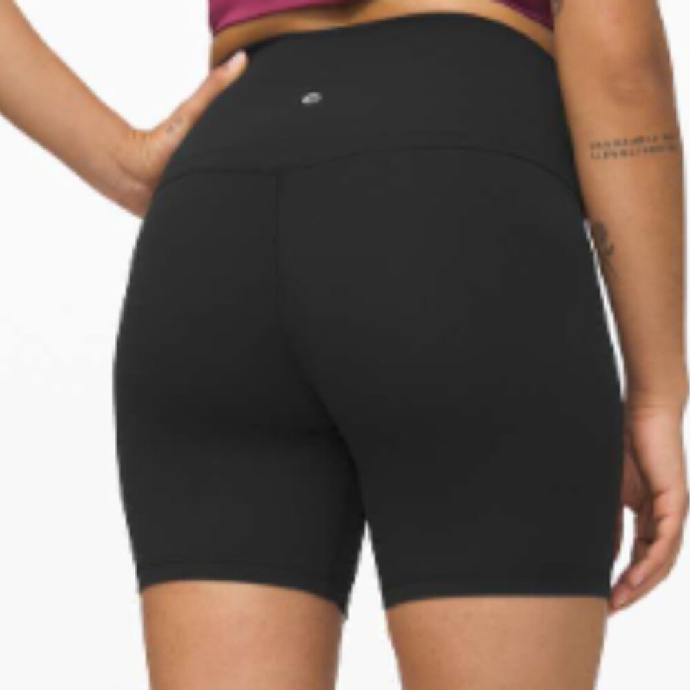 (6347) LULULEMON Align Short *6" Black (Second Release) Sz 6 **FLAW