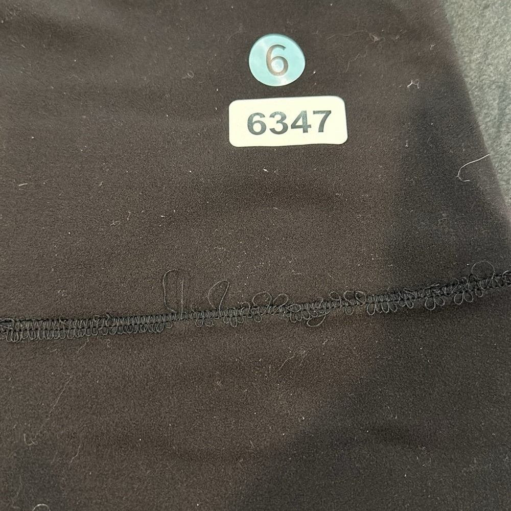 (6347) LULULEMON Align Short *6" Black (Second Release) Sz 6 **FLAW