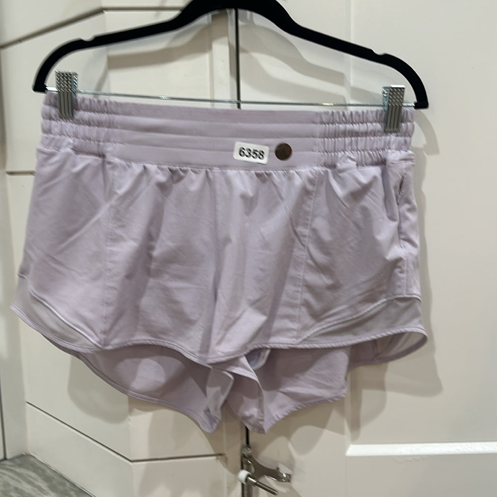 (6358) Lululemon Hotty Hot Short *High-Rise 2.5" Lavender Dew In SZ 10