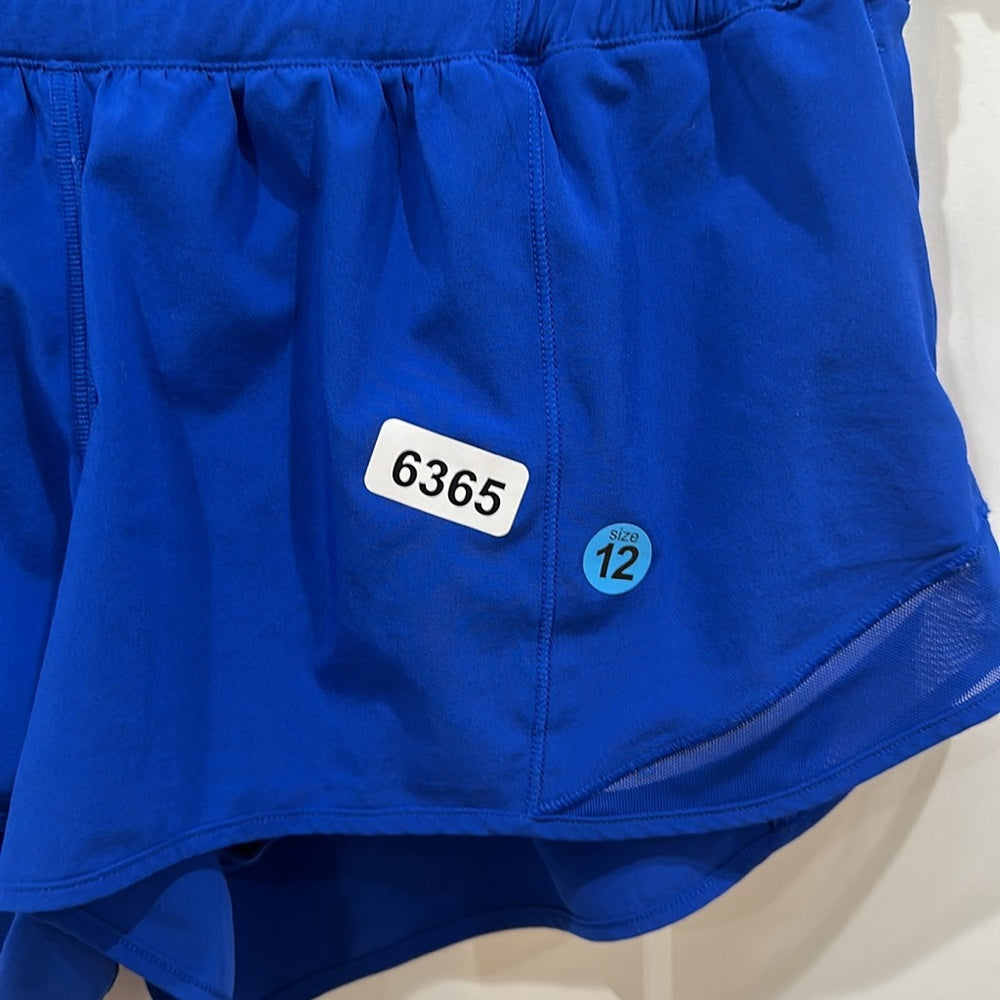 (6365) Lululemon Hotty Hot Short II *2.5" Jet Stream in Sz 12