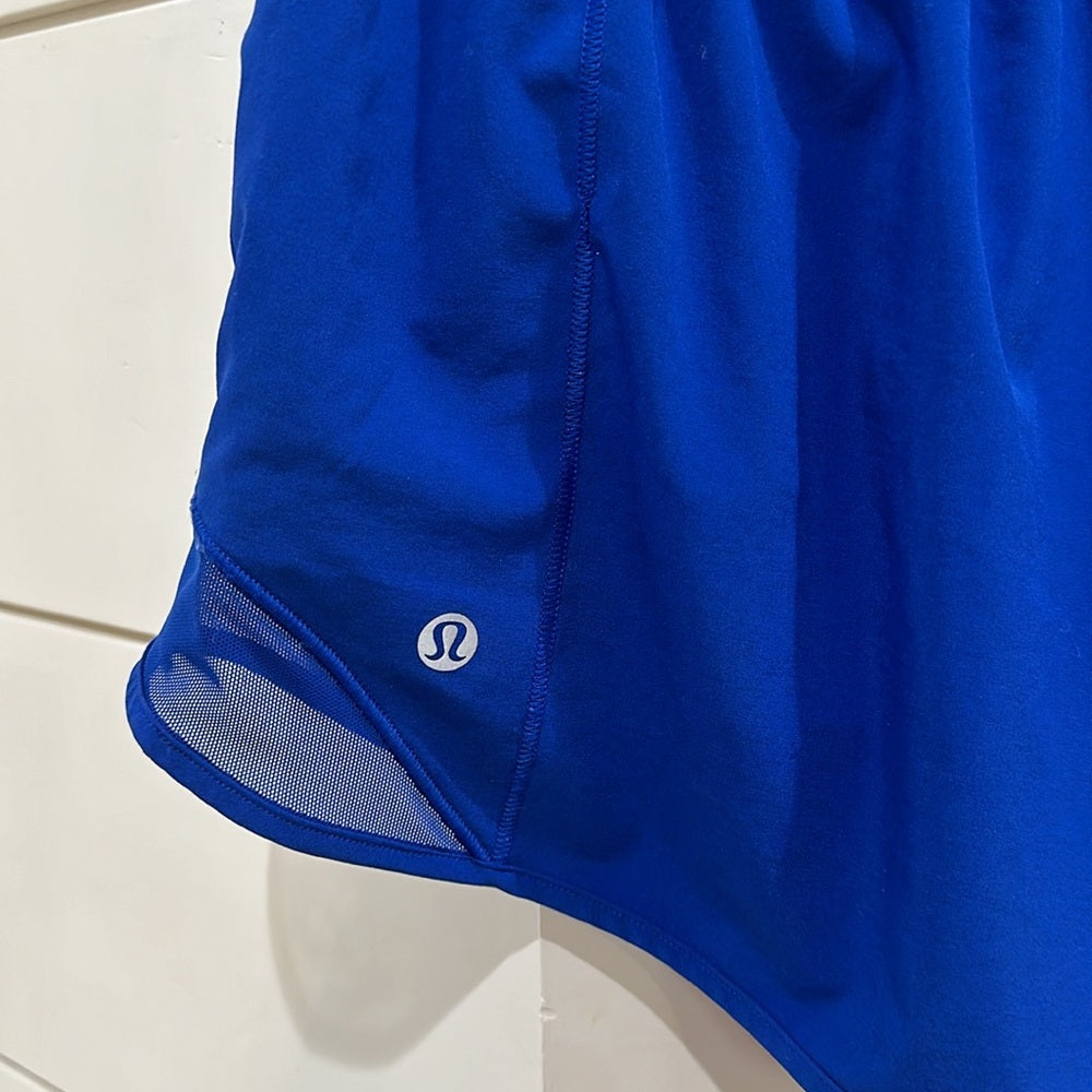 (6365) Lululemon Hotty Hot Short II *2.5" Jet Stream in Sz 12