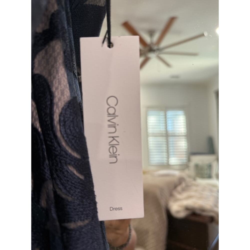 0103 CALVIN KLEIN Navy Embellished Floral Short Slv Sheath Dress Sz 6