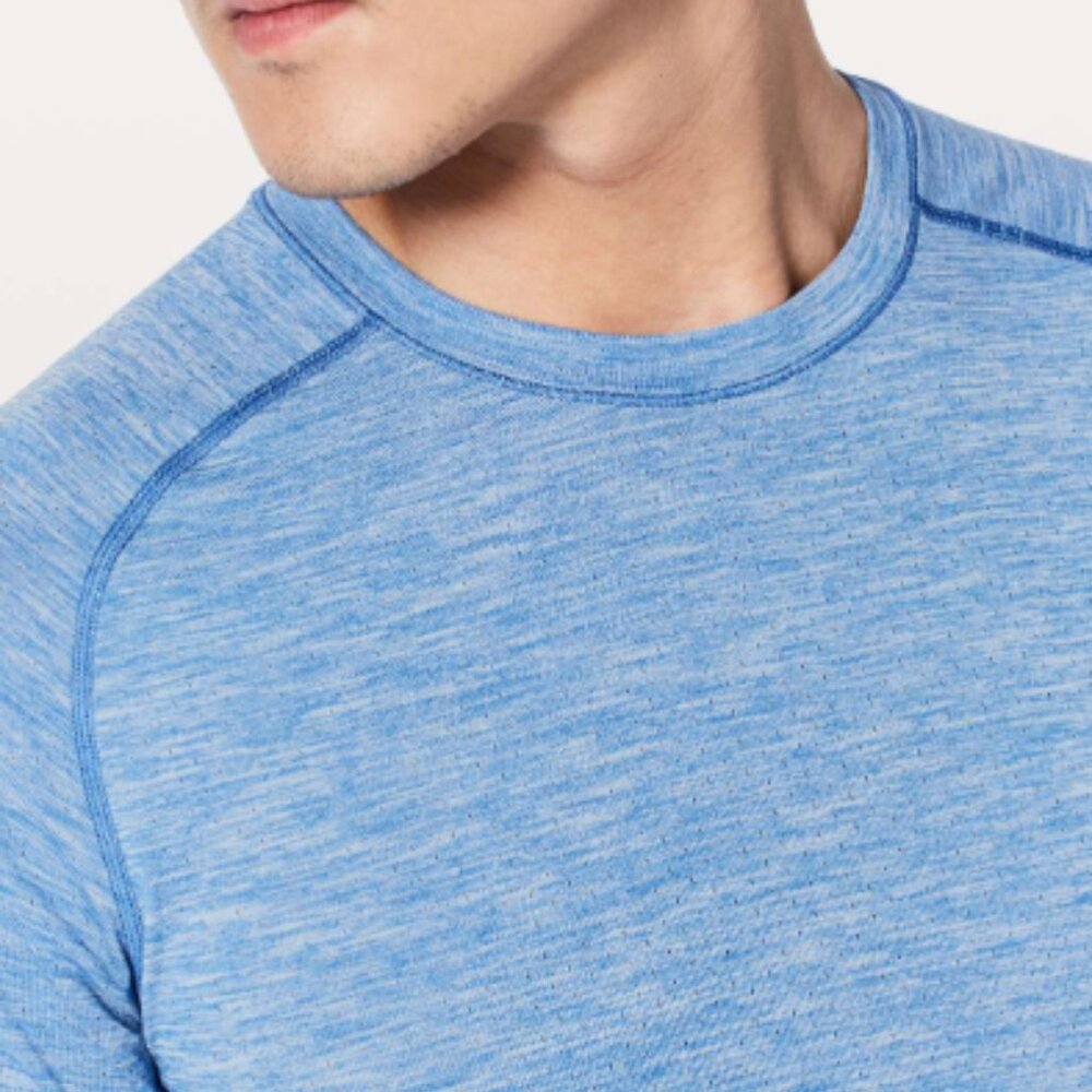 (6060) LULULEMON MENS Metal Vent Tech Surge Short Sleeve Size M *FLAW spots