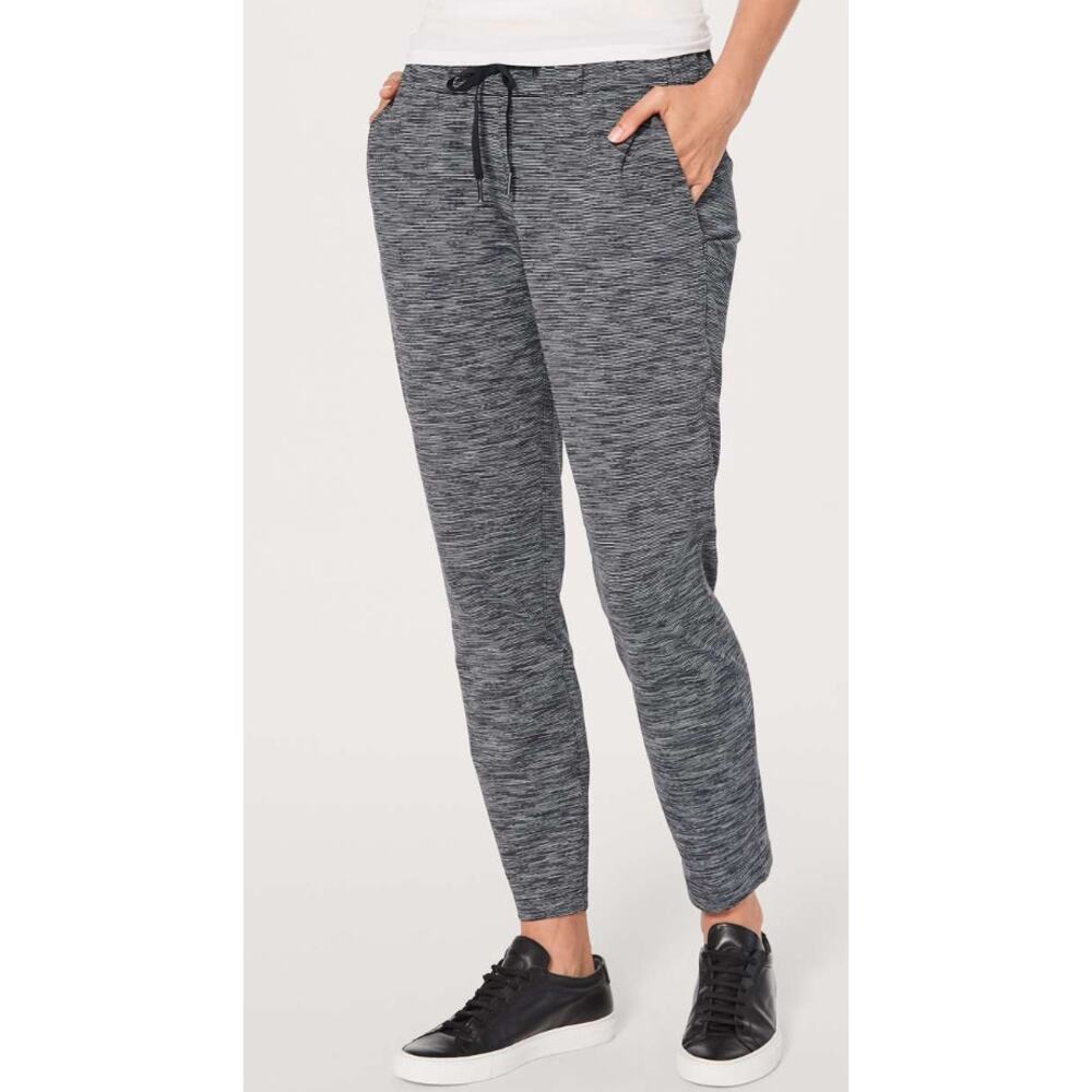 6997 Lululemon On The Fly Pant *28" Wee Are From Space Black Slate / Black
