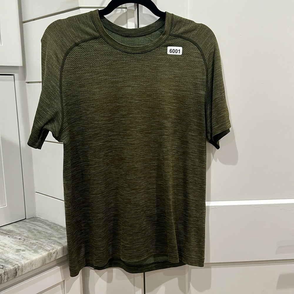 (6001) LULULEMON MENS Metal Vent Tech Short Sleeve Sz L