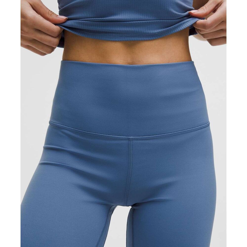 (0142) NWT Lululemon Align High-Rise Short 6" Washed Denim sz 4