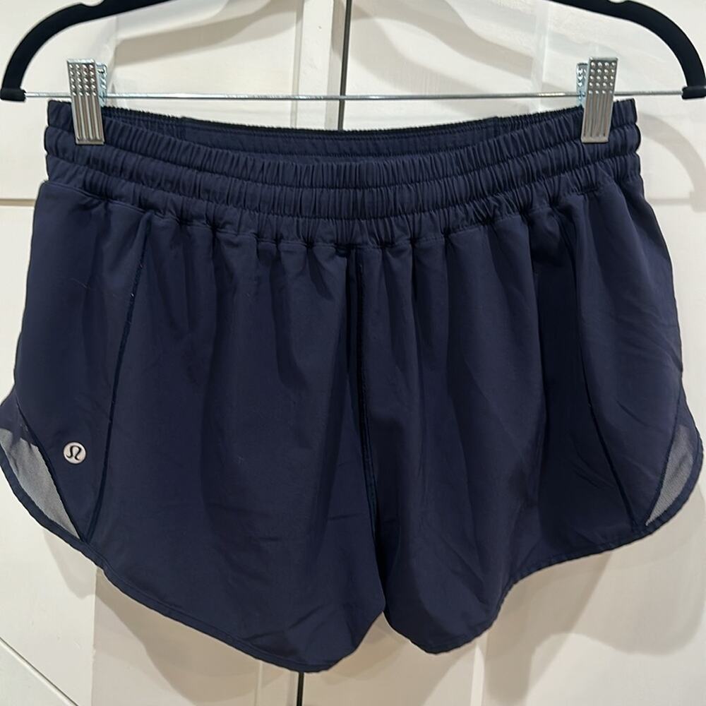 6366 Lululemon Hotty Hot Short II *2.5" Jin MIDNIGHT NAVY Sz 10