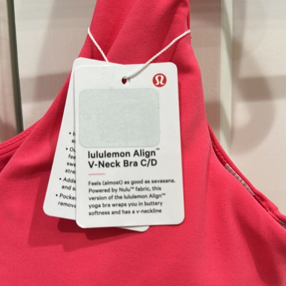 2 Lululemon NWT Align V-Neck Bra *Light Support, C/D Cup Sz 10 in Lip Gloss
